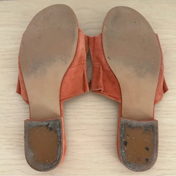 ABLE | Villanueva Ruffle Slide | 8.5 - Picture 4 of 5